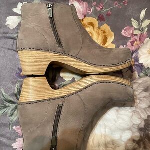 Dansko Women's Gray Ankle Booties